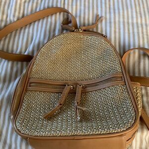 EUC Tommy Bahama Bag Backpack